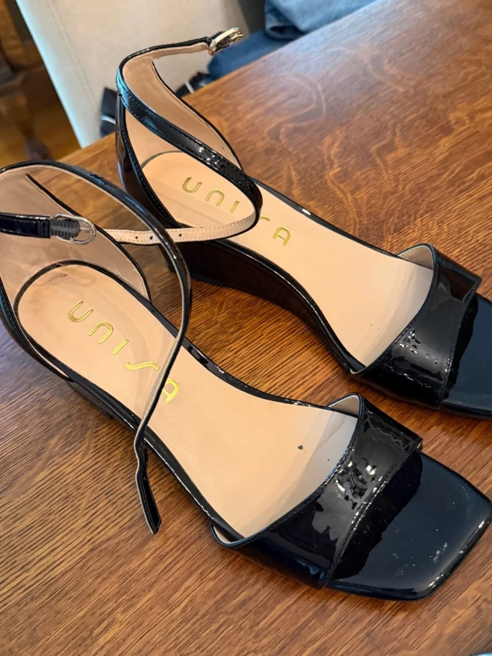 Unisa Black Patent Leather Wedge Sandals Size 7M Ankle Strap Dress Shoes